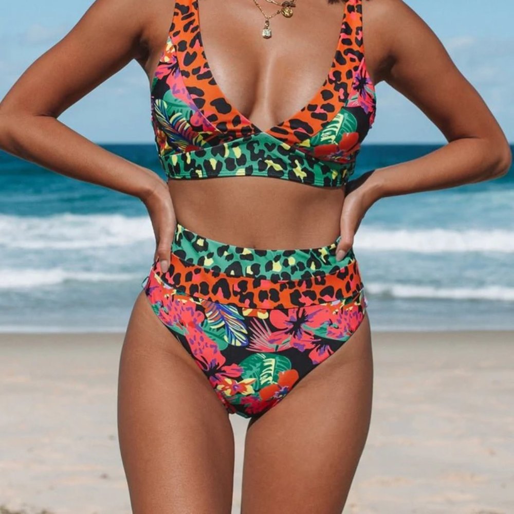NEW high-waisted Swim bottom